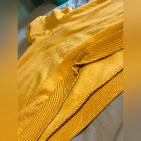Mustard yellow cropped hoodie !!! - Picture 6 of 10